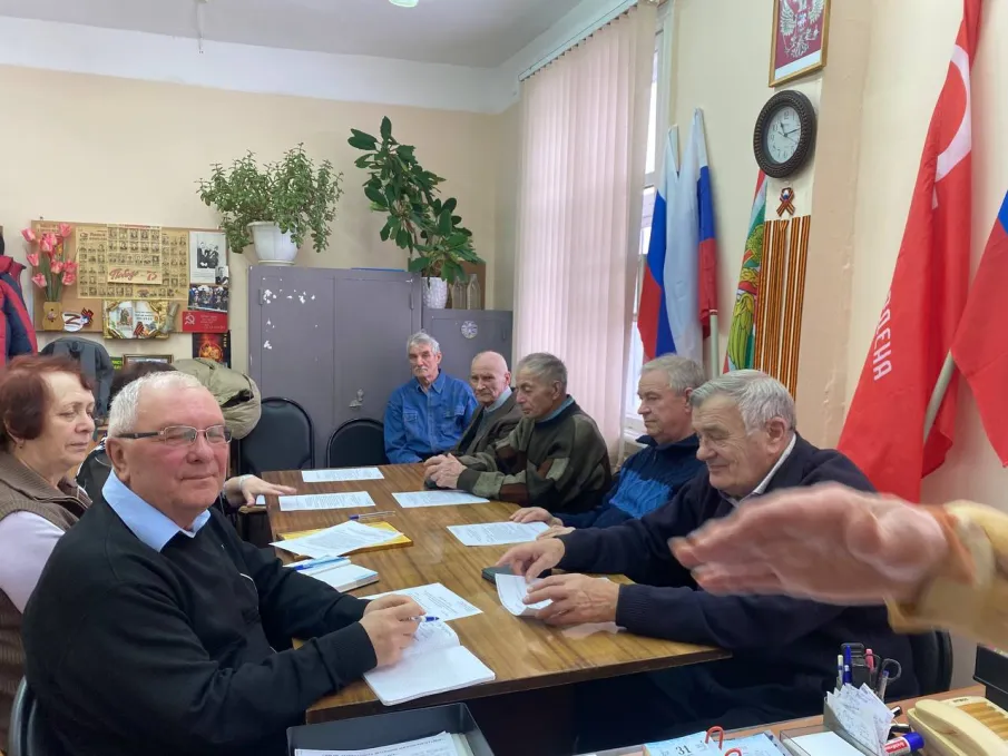 "Правовое информирование ветеранов: Совместная работа Совета ветеранов и  ГКУ НО "Госюрбюро НО"